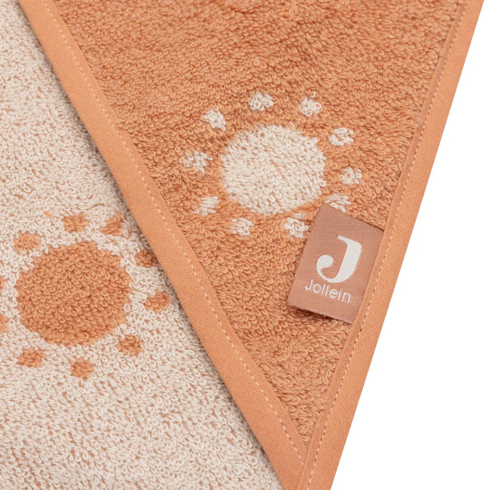 7225b02827e459aec91c39044e84f3c6